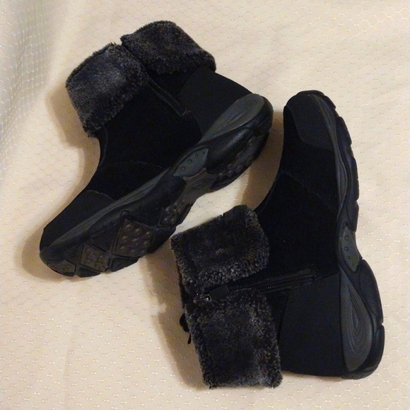 Women's Easy Spirit Elements Cuffed Winter Boots Sz. 6.5 - Picture 4 of 8